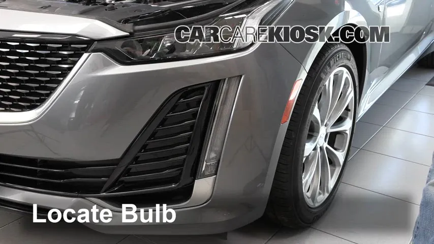 2020 Cadillac CT5 Premium Luxury 2.0L 4 Cyl. Turbo Éclairage Feu clignotant avant (remplacer l'ampoule)